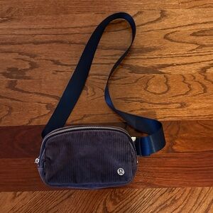 Lululemon Athletica Corduroy navy blue everywhere Belt Bag